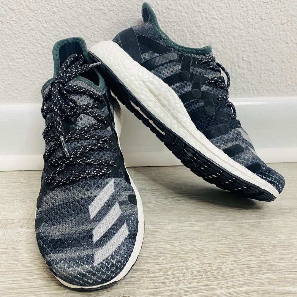 ‼️ Adidas AM4SH ‼️ - Picture 3 of 4